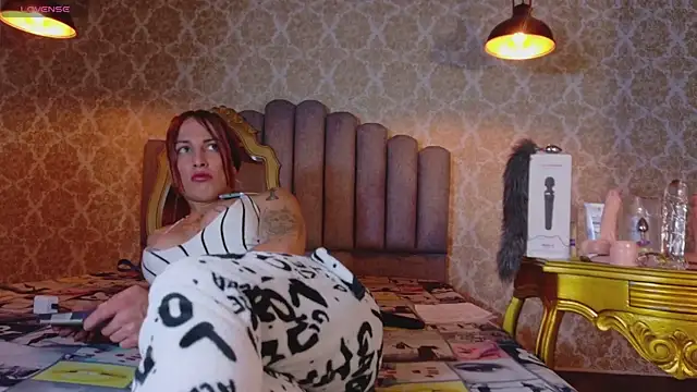 Snapshot of engel_devil chatting on 11-25-25, 12:05 engel devil online show from 11-25-25, 12:05