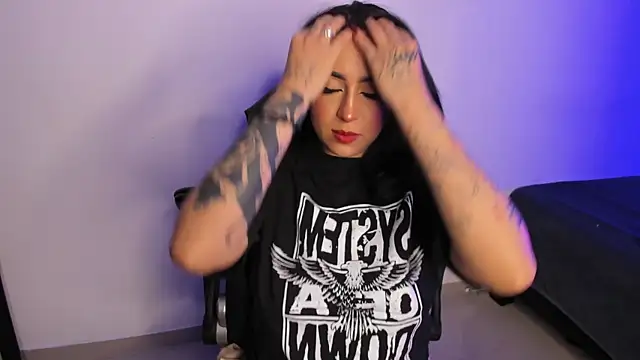 AnnikaMerliahh  online show from 09-09-25, 04:34