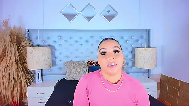 EileenBenzon online show from 10-25-25, 05:15