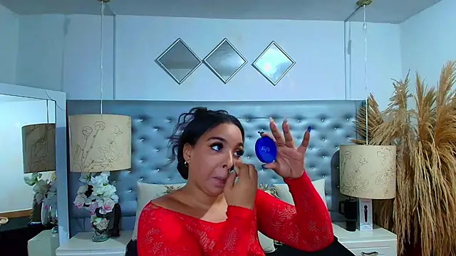 EileenBenzon online show from 02-11-26, 02:49