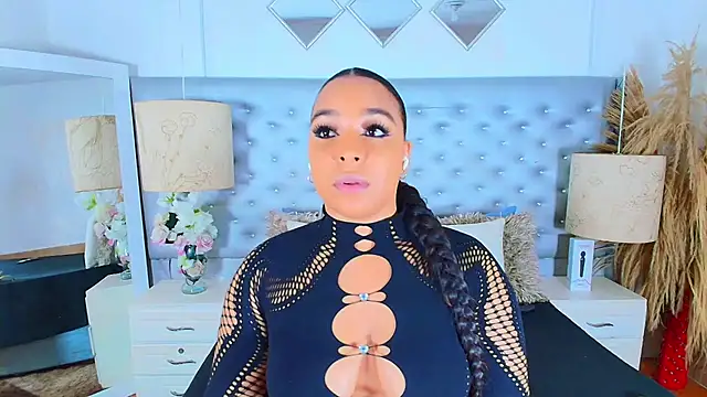 EileenBenzon online show from 02-15-26, 04:53