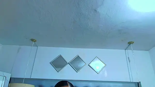 EileenBenzon online show from 03-25-26, 02:23