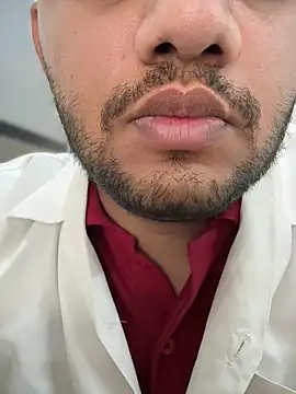 Snapshot of ved240 chatting on 09-26-25, 04:49 ved240 online show from 09-26-25, 04:49