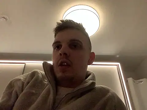 Snapshot of neilho1 chatting on 12-30-24, 09:29 neilho1 online show from 12-30-24, 09:29