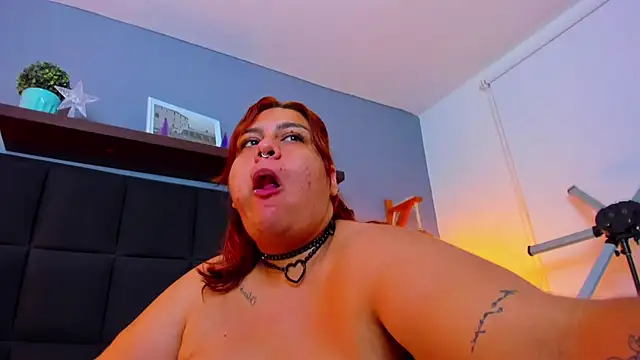 Snapshot of noaah_brown chatting on 12-30-24, 06:20 noaah brown online show from 12-30-24, 06:20