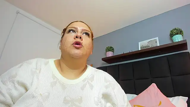 Snapshot of noaah_brown chatting on 01-10-25, 02:04 noaah brown online show from 01-10-25, 02:04