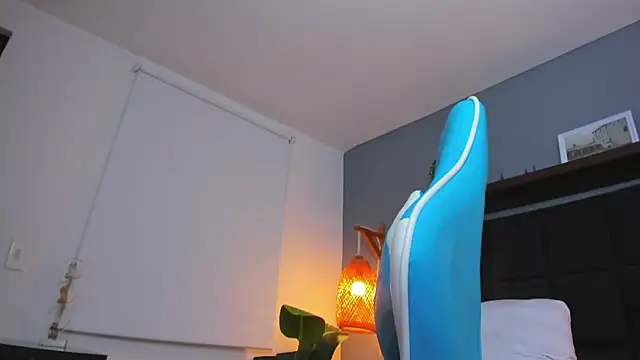 Snapshot of noaah_brown chatting on 01-10-25, 08:07 noaah brown online show from 01-10-25, 08:07