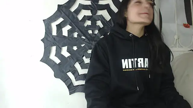 Snapshot of skinny_sweet2411 chatting on 11-03-25, 05:09 skinny sweet2411 online show from 11-03-25, 05:09