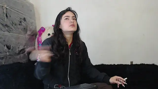 Snapshot of skinny_sweet2411 chatting on 11-22-25, 04:55 skinny sweet2411 online show from 11-22-25, 04:55