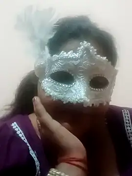 Snapshot of seemi_bhabhi chatting on 01-20-25, 07:35 seemi bhabhi online show from 01-20-25, 07:35