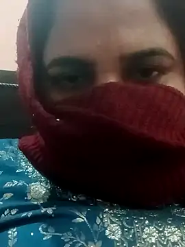 Snapshot of seemi_bhabhi chatting on 01-24-25, 10:53 seemi bhabhi online show from 01-24-25, 10:53