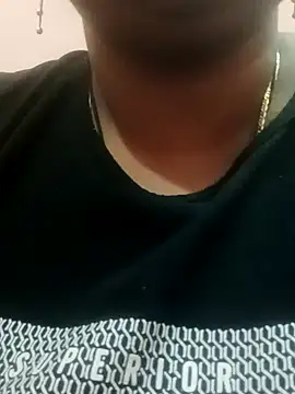 Snapshot of seemi_bhabhi chatting on 02-07-25, 12:53 seemi bhabhi online show from 02-07-25, 12:53