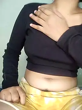 Snapshot of hottysameera chatting on 12-15-24, 05:02 hottysameera online show from 12-15-24, 05:02