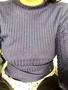 Snapshot of hottysameera chatting on 01-16-25, 05:00 hottysameera online show from 01-16-25, 05:00