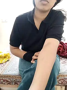 Snapshot of hottysameera chatting on 01-27-25, 04:54 hottysameera online show from 01-27-25, 04:54