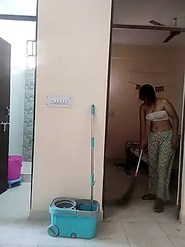 Snapshot of hottysameera chatting on 02-14-25, 05:09 hottysameera online show from 02-14-25, 05:09