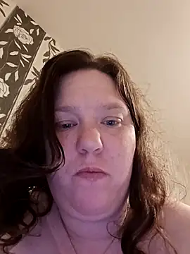 Snapshot of CurvyMilf1992 chatting on 10-10-25, 11:59 CurvyMilf1992 online show from 10-10-25, 11:59