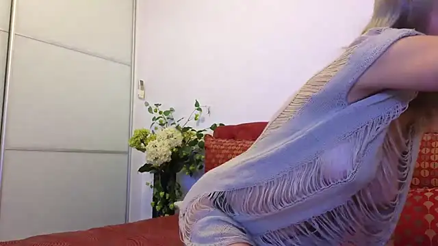  Maddalena  online show from 10-09-25, 08:40