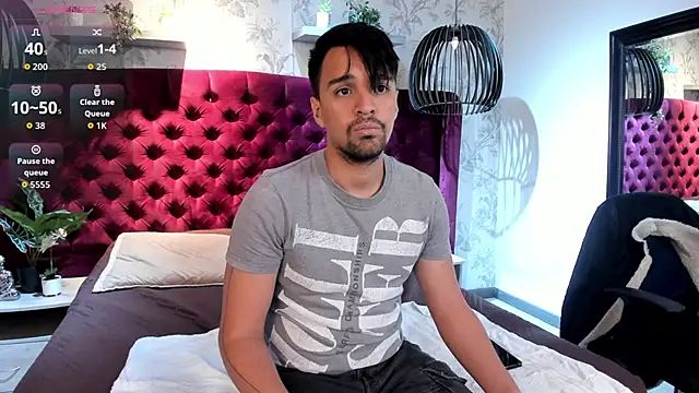 Snapshot of Edward_max chatting on 10-10-25, 03:38 Edward max online show from 10-10-25, 03:38