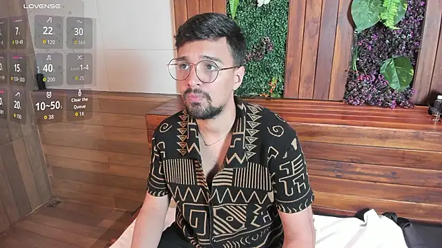 Snapshot of Edward_max chatting on 03-07-26, 03:47 Edward max online show from 03-07-26, 03:47