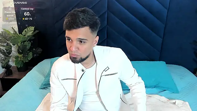 Snapshot of Edward_max chatting on 03-13-26, 04:08 Edward max online show from 03-13-26, 04:08