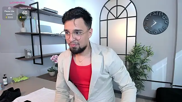 Snapshot of Edward_max chatting on 03-23-26, 03:43 Edward max online show from 03-23-26, 03:43