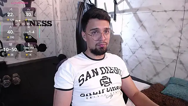 Snapshot of Edward_max chatting on 03-28-26, 03:39 Edward max online show from 03-28-26, 03:39