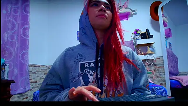 Melannytaylor online show from 12-05-25, 08:38