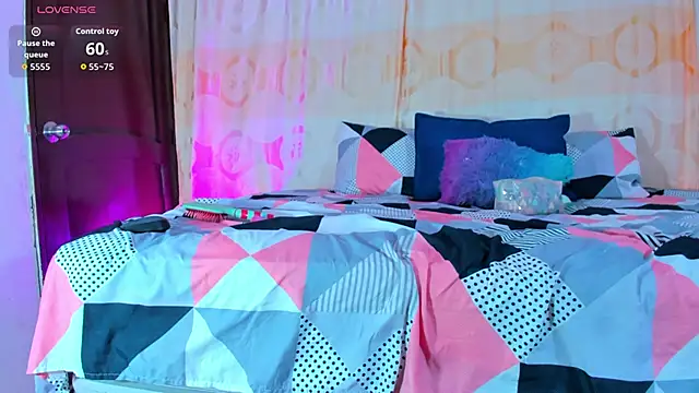 Snapshot of lanaa_paul1 chatting on 10-23-25, 09:02 lanaa paul1 online show from 10-23-25, 09:02