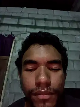 Reynold2608 online show from 02-11-26, 03:44