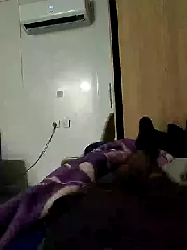 Snapshot of zenci58 chatting on 01-04-25, 12:48 zenci58 online show from 01-04-25, 12:48