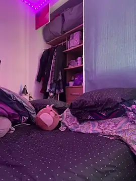 Snapshot of Nina-Chick777 chatting on 02-25-26, 04:16 Nina-Chick777 online show from 02-25-26, 04:16