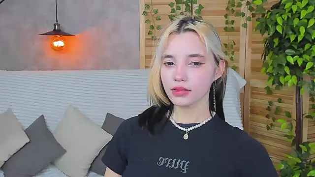 Snapshot of as1an_girlfriend chatting on 02-02-25, 07:41 as1an girlfriend online show from 02-02-25, 07:41