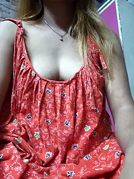 Snapshot of YourFulki chatting on 11-03-25, 06:42 YourFulki online show from 11-03-25, 06:42