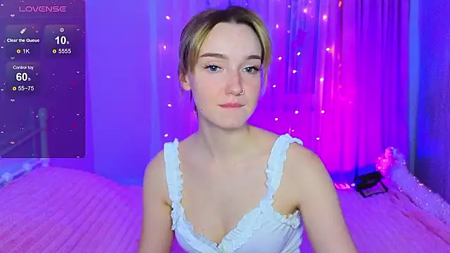 Wild Sophie  online show from 01-07-26, 03:25