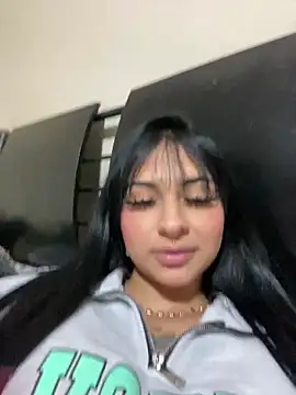 Hilary pinkk online show from 03-18-25, 02:15