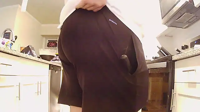 Strong Bear89 online show from 12-01-25, 03:06