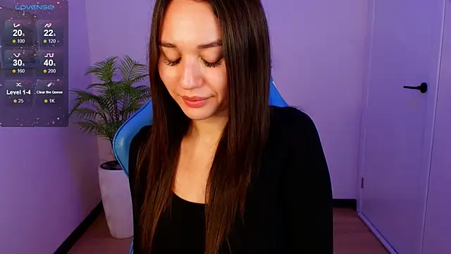 margeriTirell online show from 10-13-25, 07:19