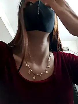 Tisha-01 online show from 11-20-25, 01:39