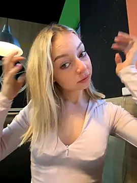 melissa grr online show from 10-31-25, 01:23