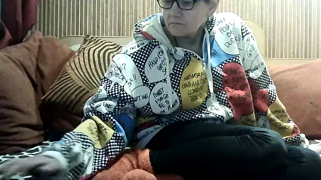 Snapshot of AlanaLaDream chatting on 02-22-26, 02:26 AlanaLaDream online show from 02-22-26, 02:26