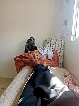 Snapshot of Anal_Fisting9 chatting on 10-13-25, 11:21 Anal Fisting9 online show from 10-13-25, 11:21