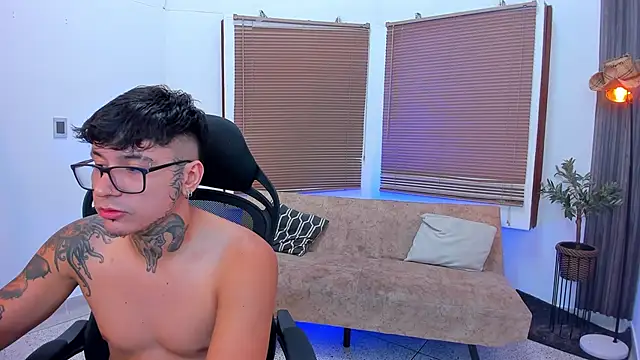 Party guyssex online show from 10-17-25, 08:33