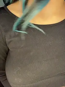 Snapshot of takahiro_sora7 chatting on 02-12-26, 02:34 takahiro sora7 online show from 02-12-26, 02:34