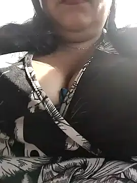 sara pineros online show from 12-09-24, 08:33