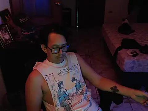 Pit xxz online show from 09-19-25, 04:03