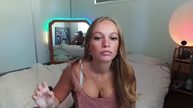 Snapshot of lexifeverr chatting on 01-21-25, 11:34 lexifeverr online show from 01-21-25, 11:34