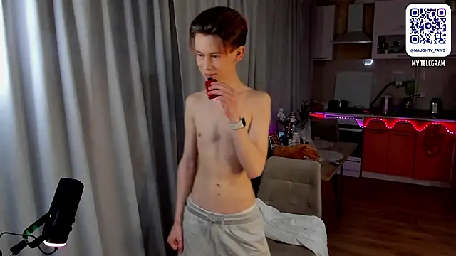 Snapshot of AndrewwCarter2 chatting on 02-15-25, 06:23 AndrewwCarter2 online show from 02-15-25, 06:23