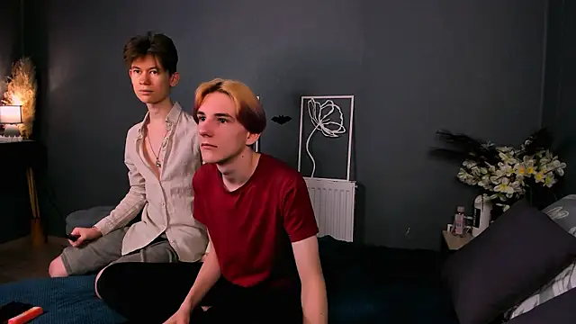 Snapshot of AndrewwCarter2 chatting on 02-18-26, 07:32 AndrewwCarter2 online show from 02-18-26, 07:32