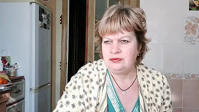 Snapshot of Ettie_Tonia chatting on 02-20-25, 12:04 Ettie Tonia online show from 02-20-25, 12:04